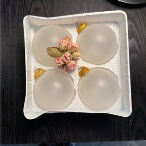 Vintage Krebs Frosted White Holiday Ornament (Set of 4)